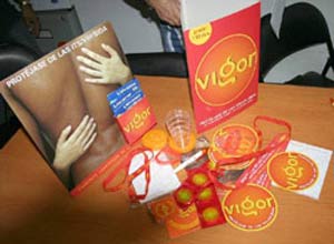 Condooms van het merk Vigor zoals die door het aidspreventieprogramma in Cuba worden verspreid